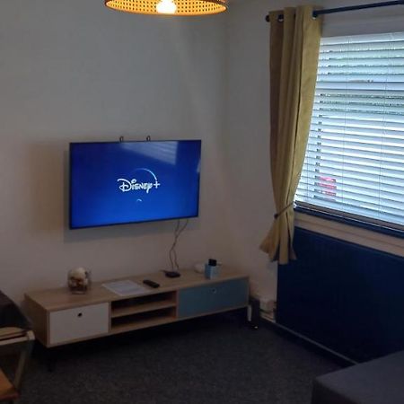 6-Min Walk To New Cross Parking Long Stay Discounts Wolverhampton Bagian luar foto